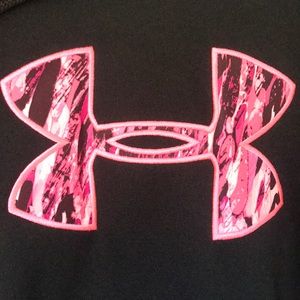 NWOT UNDER ARMOUR HOODIE AND HAT BUNDLE